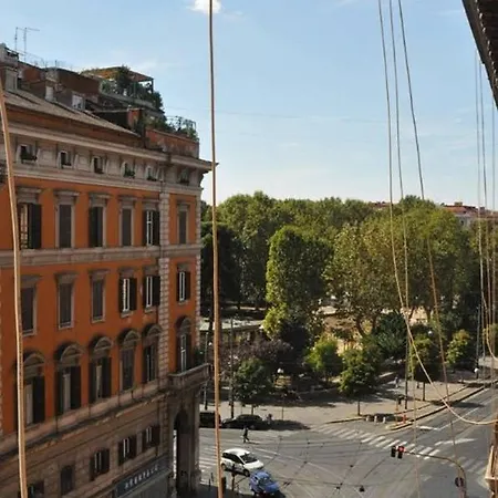 Appartement Eugenio 32 *